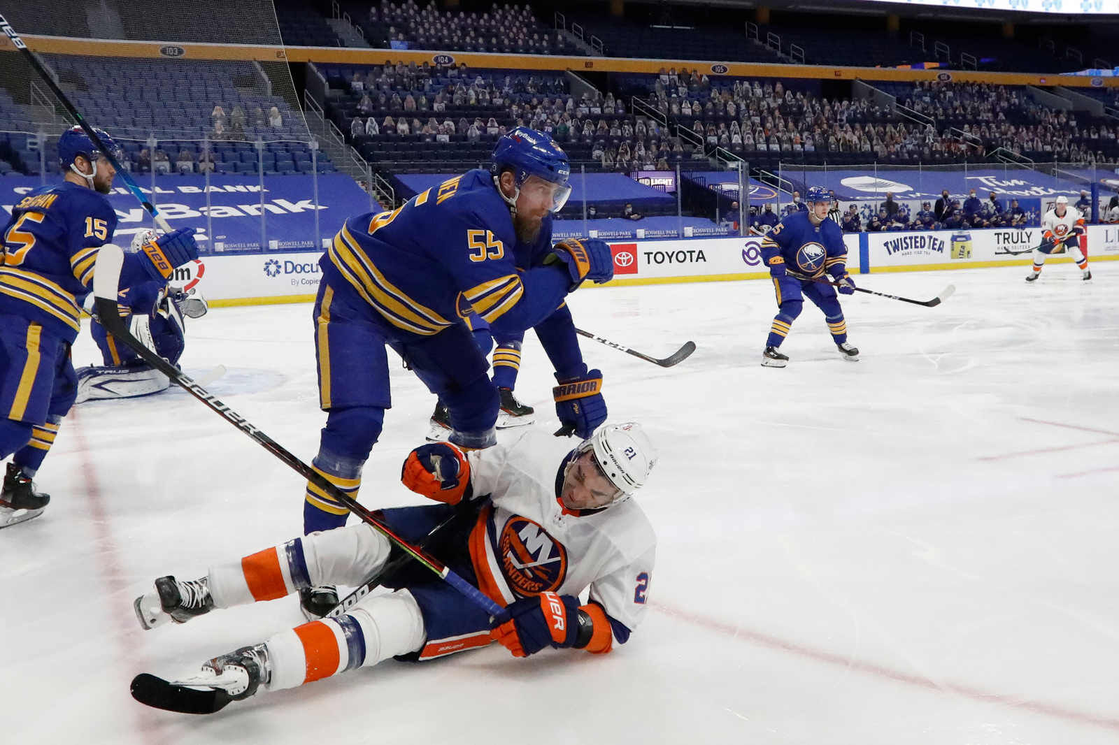Risto takes out Palmieri